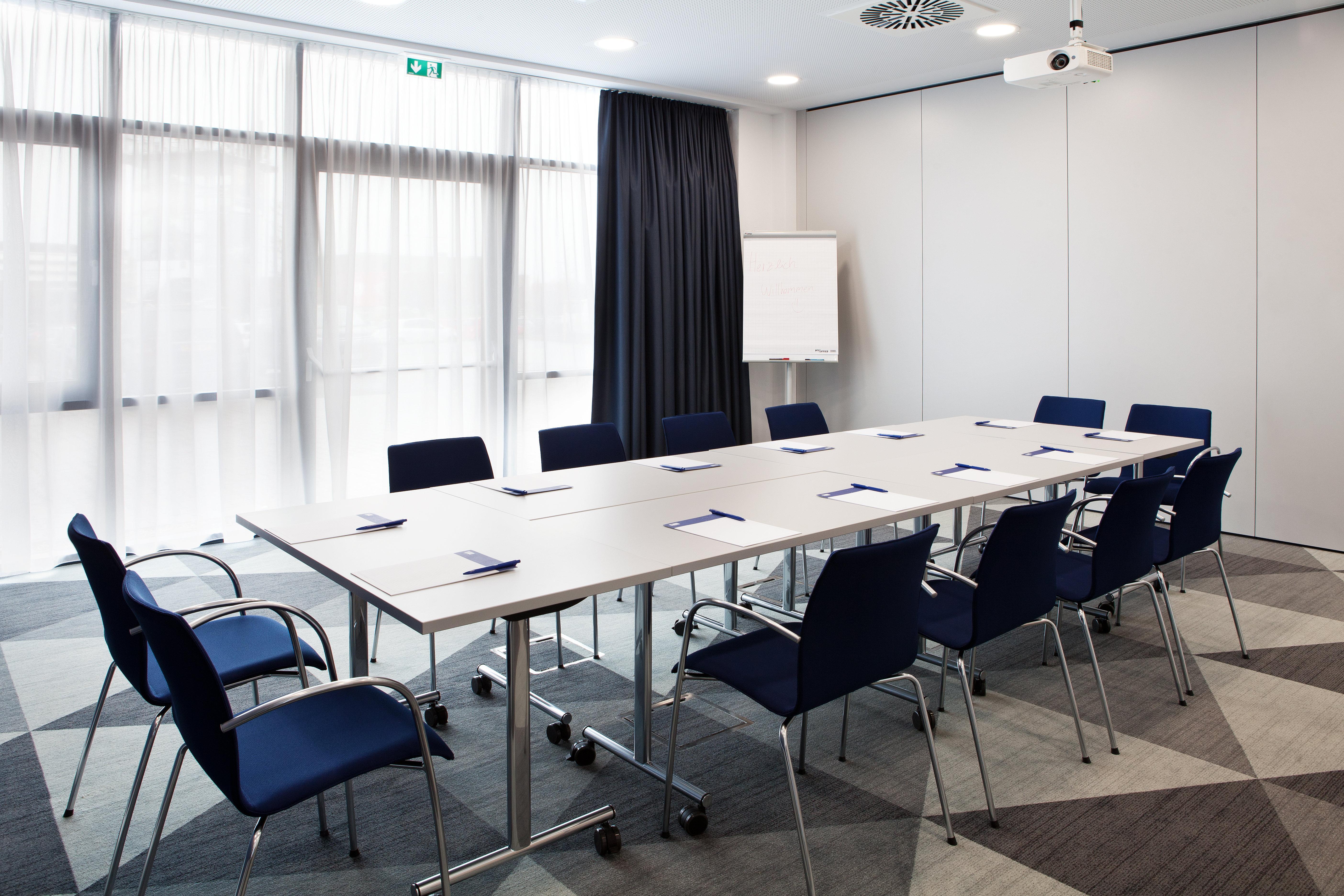 Holiday Inn Express - Sindelfingen By Ihg Екстер'єр фото