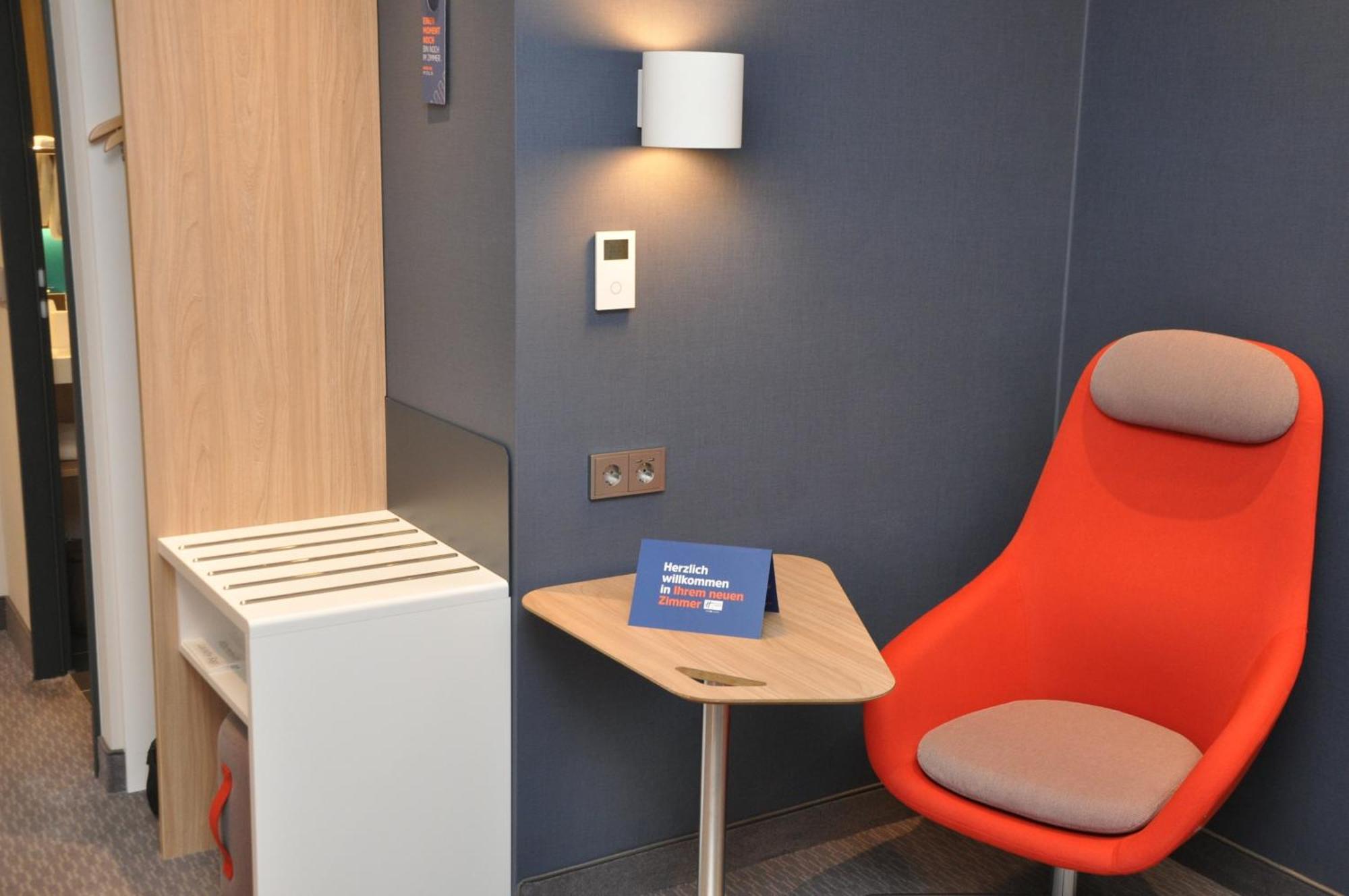 Holiday Inn Express - Sindelfingen By Ihg Екстер'єр фото
