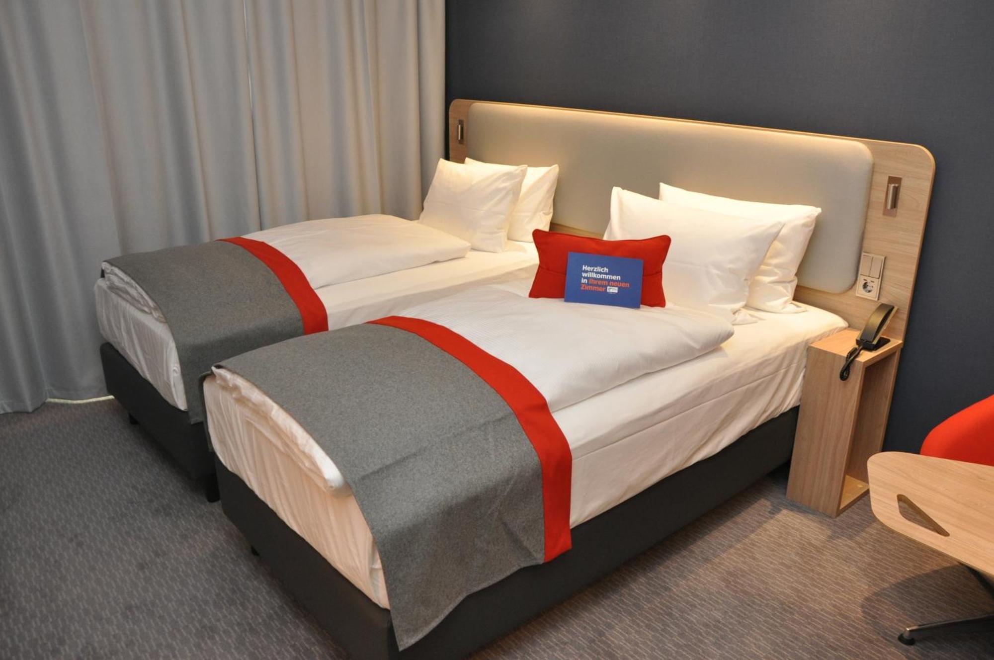 Holiday Inn Express - Sindelfingen By Ihg Екстер'єр фото